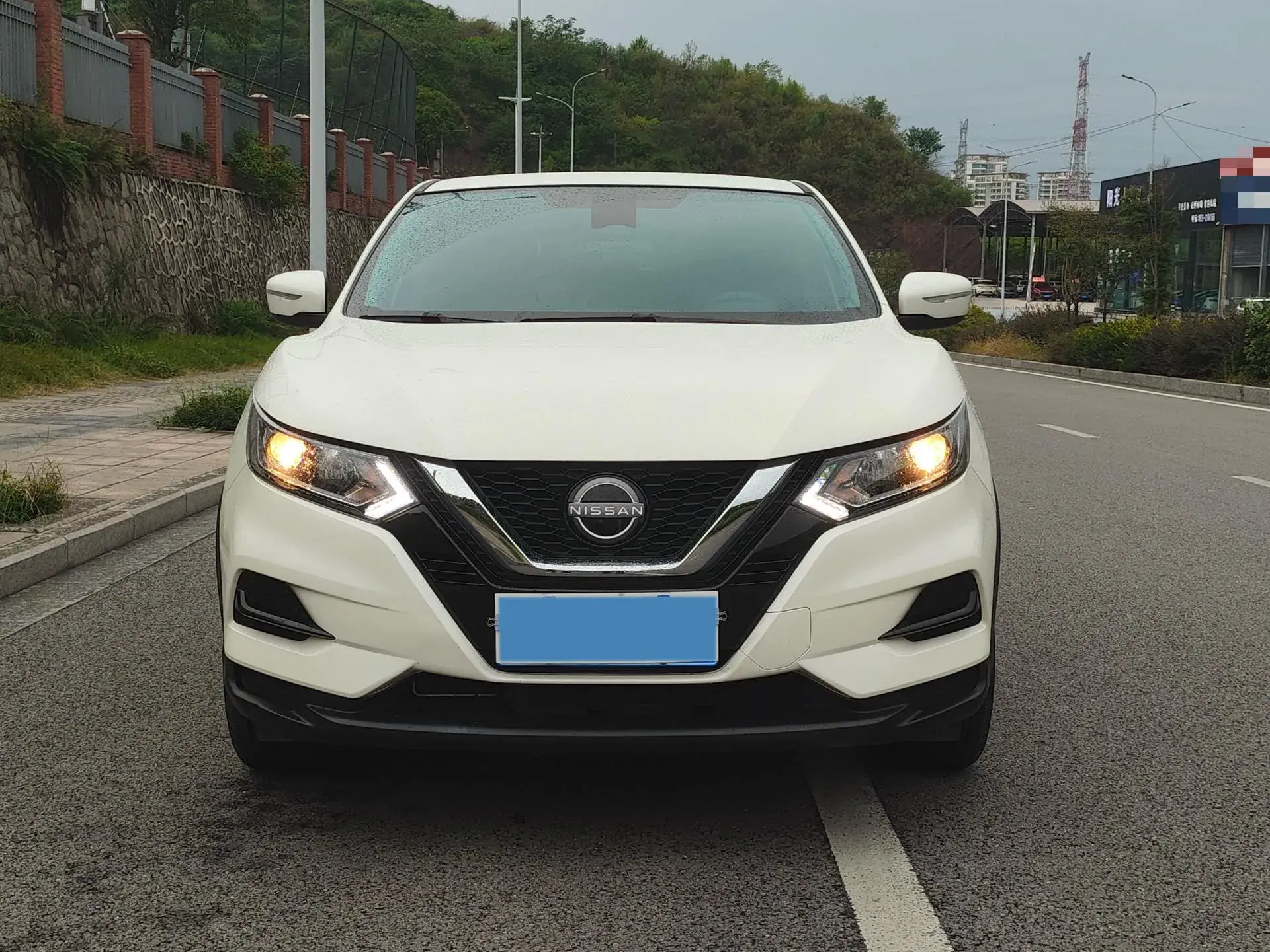 2023 NISSAN QASHQAI thumbnail 2