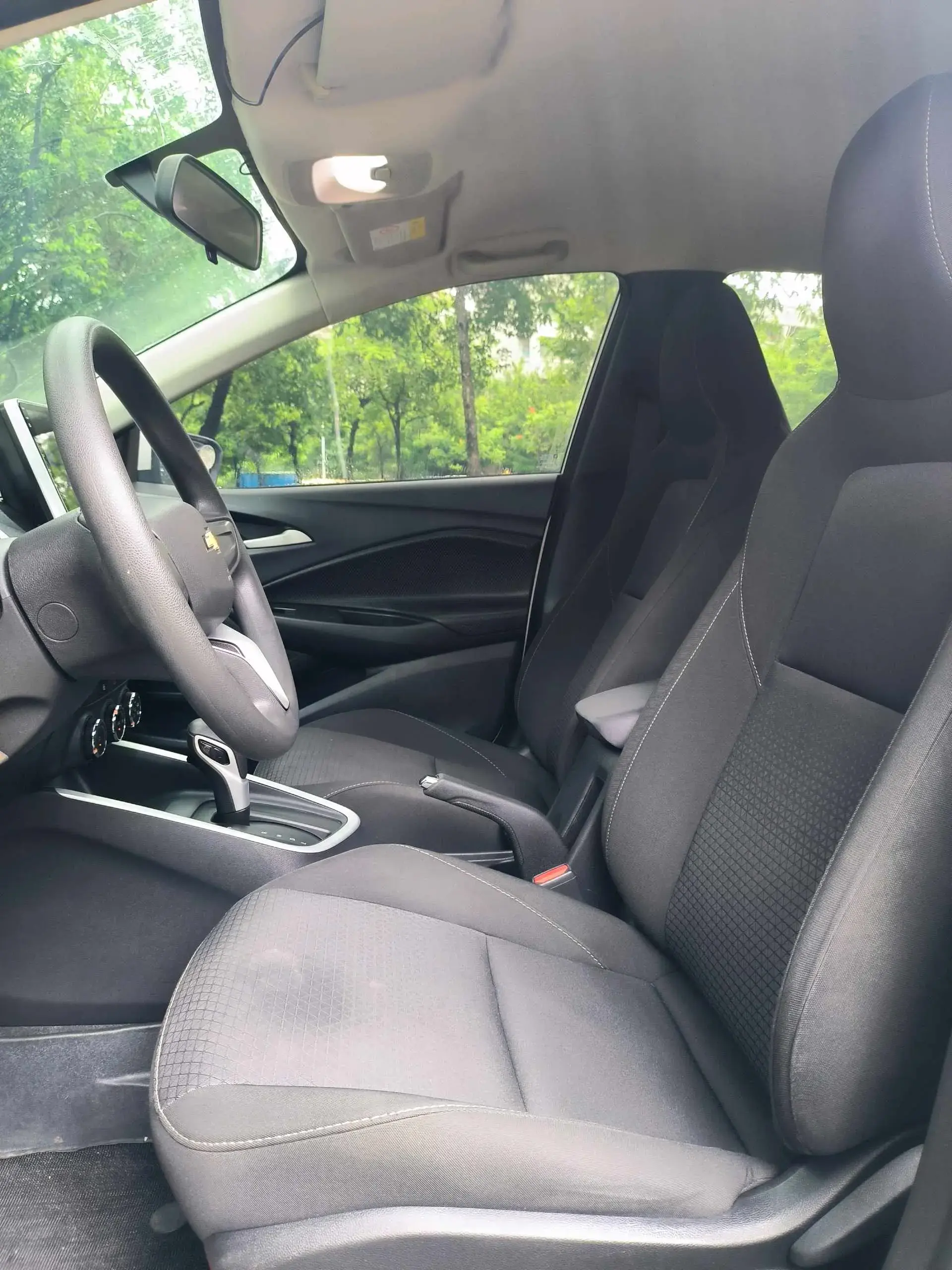 2020 CHEVROLET CAVALIER thumbnail 4