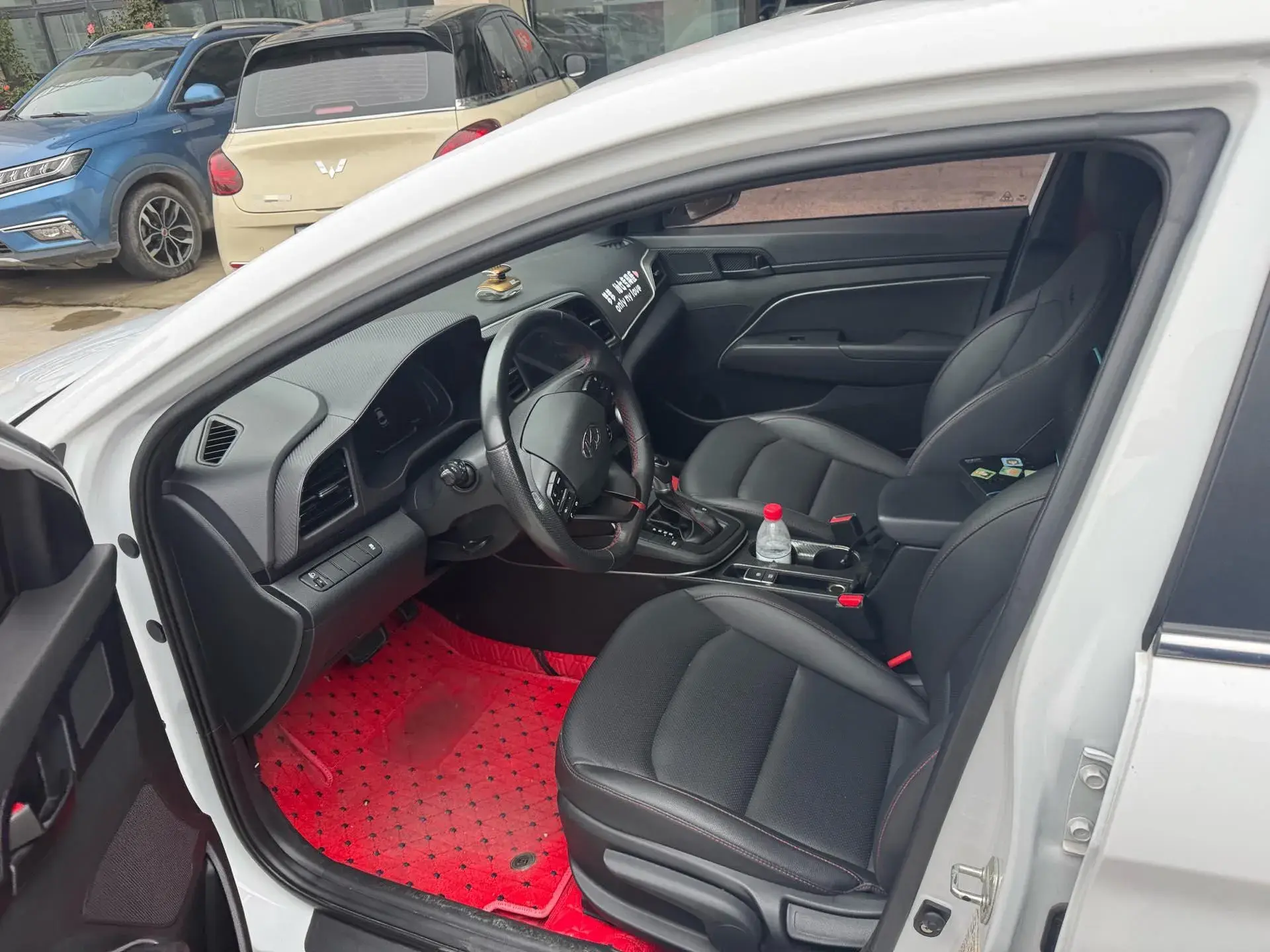 2019 HYUNDAI ELANTRA thumbnail 3