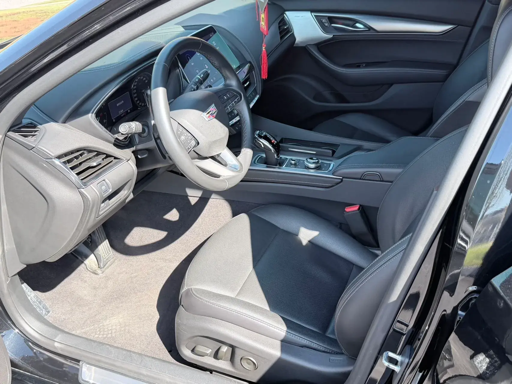 2021 CADILLAC CT5 thumbnail 4