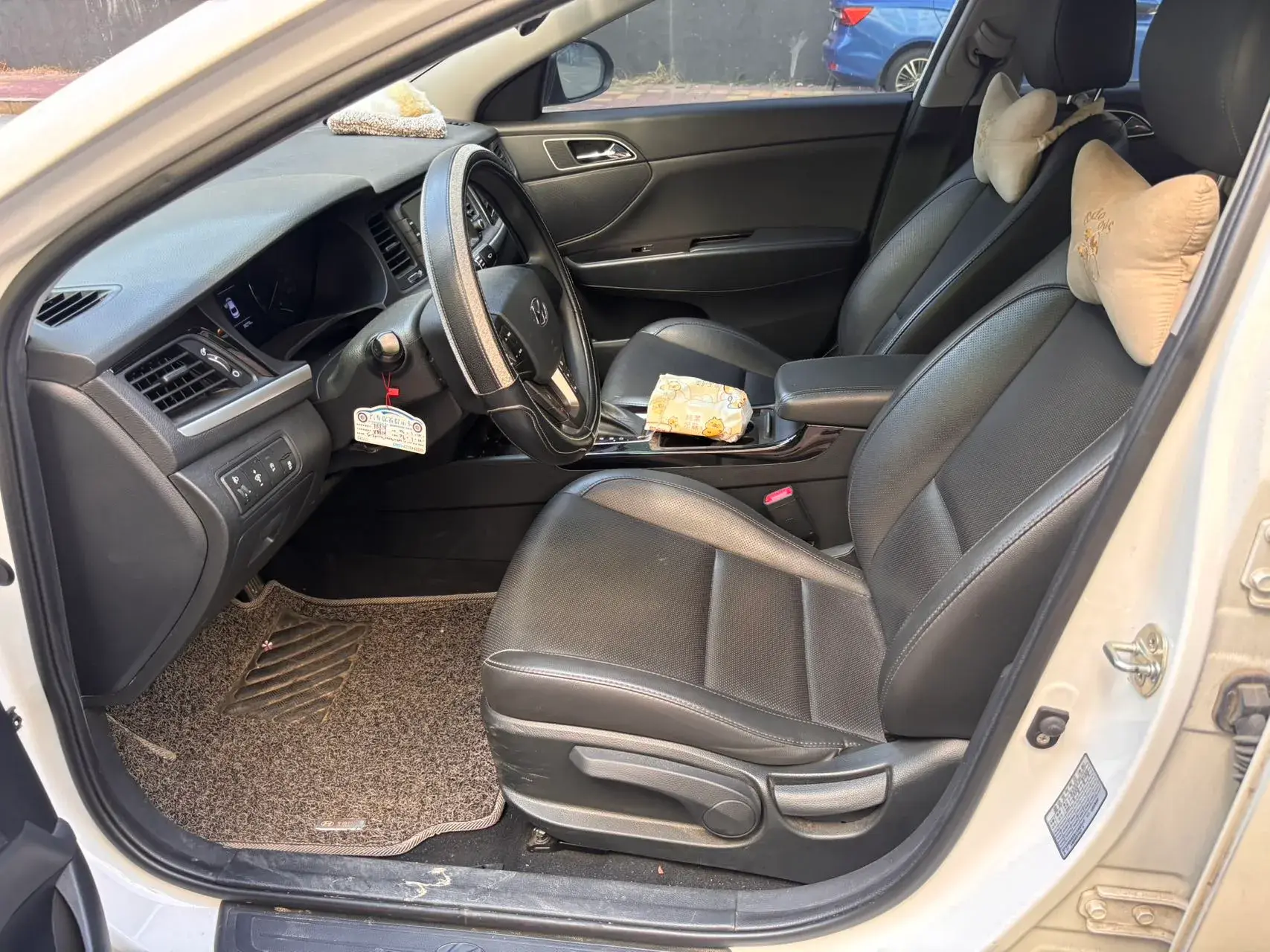 2017 HYUNDAI MISTRA thumbnail 3