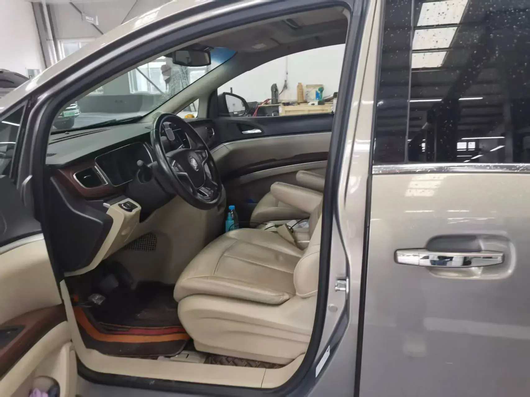 2018 BUICK GL8 thumbnail 3