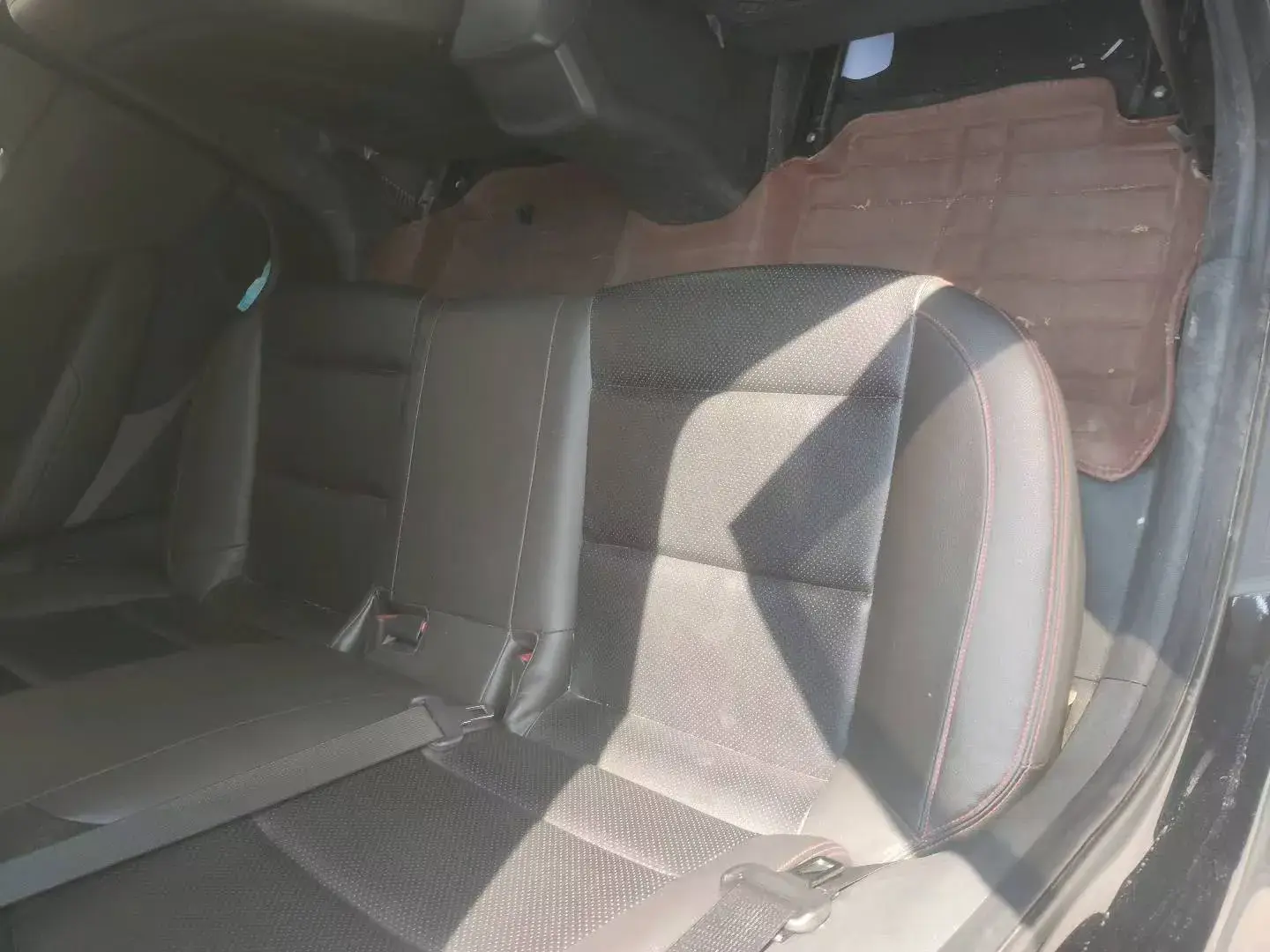 2016 HYUNDAI ELANTRA thumbnail 4