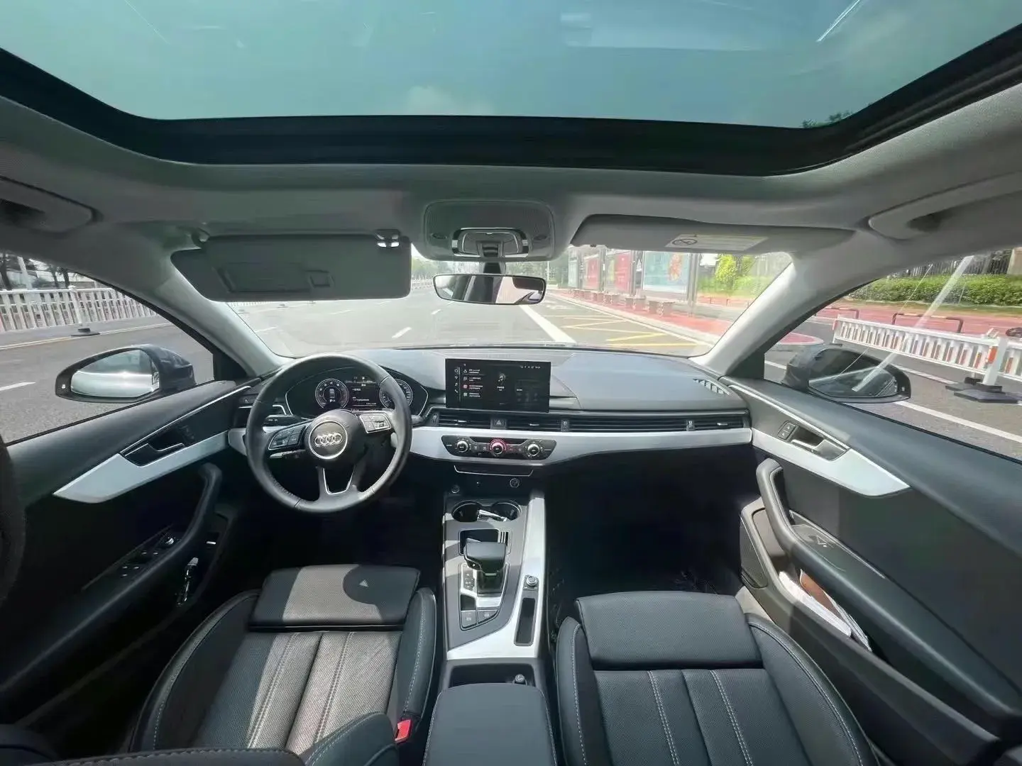 2020 AUDI A4L thumbnail 3