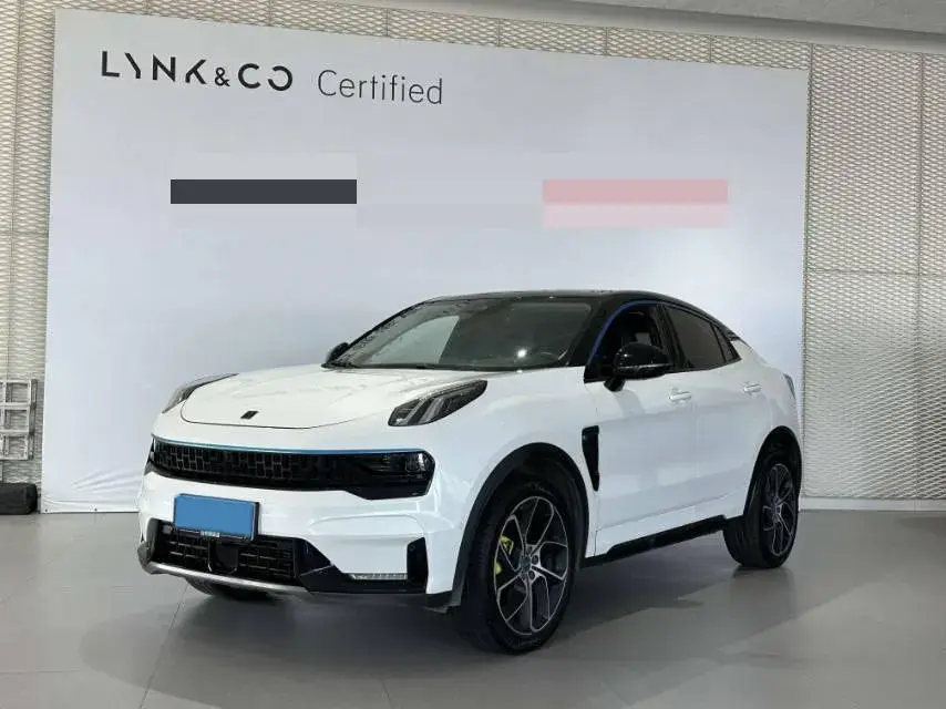 2022 LYNK&CO 05 view 1