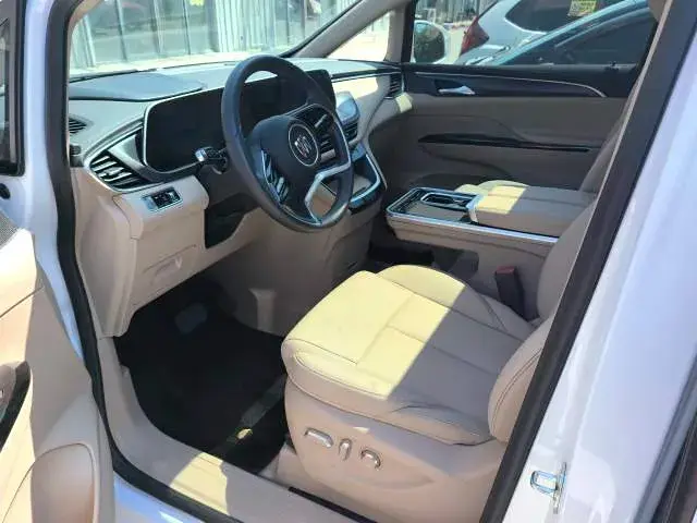 2025 BUICK GL8 thumbnail 4