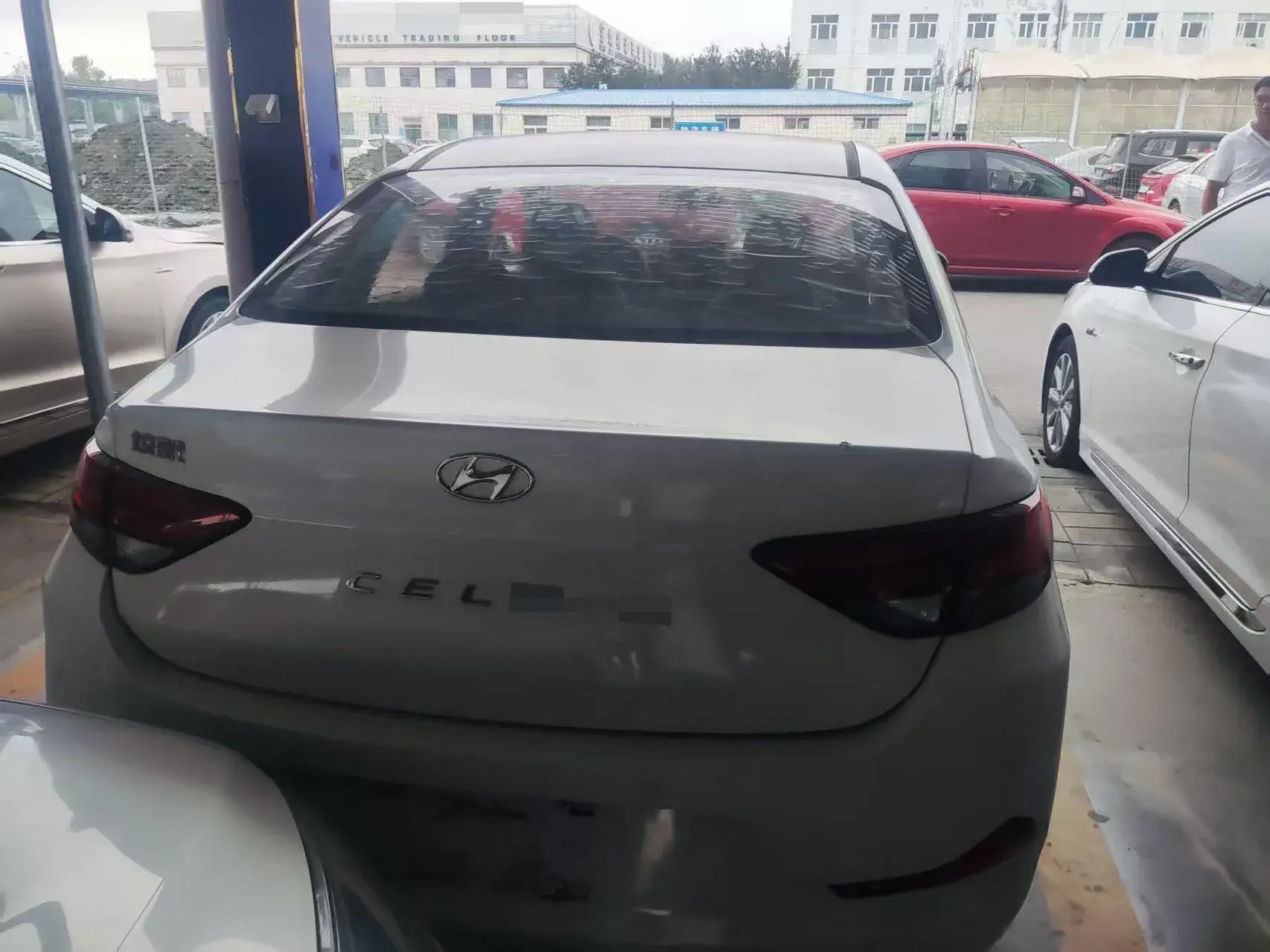 2016 HYUNDAI CELESTA thumbnail 4