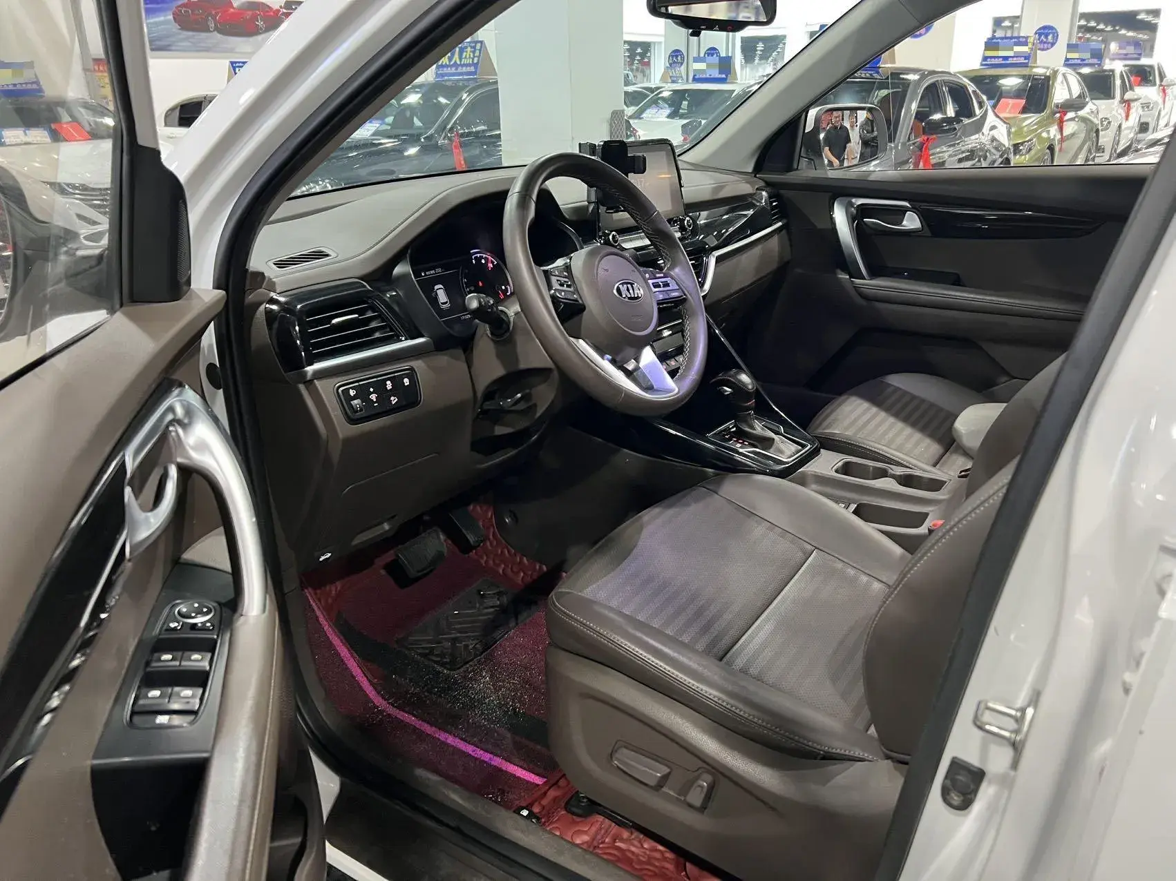 2018 KIA SPORTAGE thumbnail 4