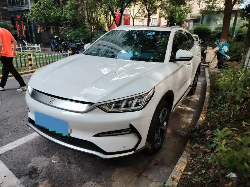 2021 BYD SONG view 1