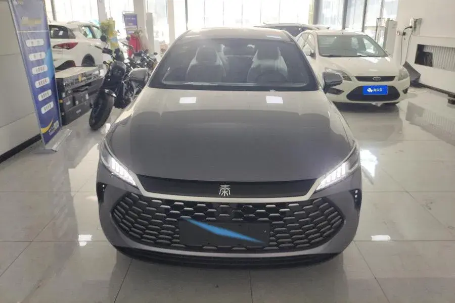 2025 BYD QIN thumbnail 3