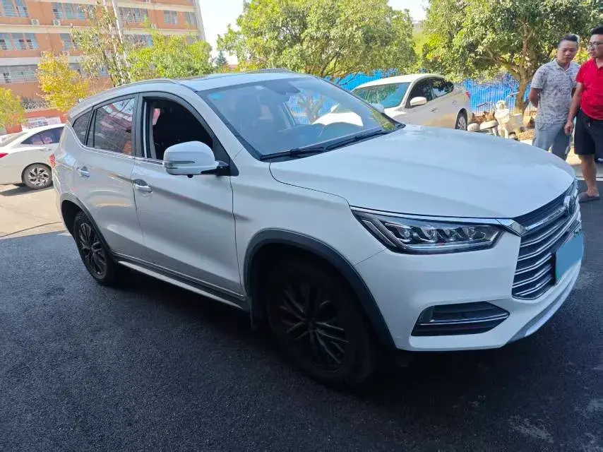 2019 BYD SONG thumbnail 3