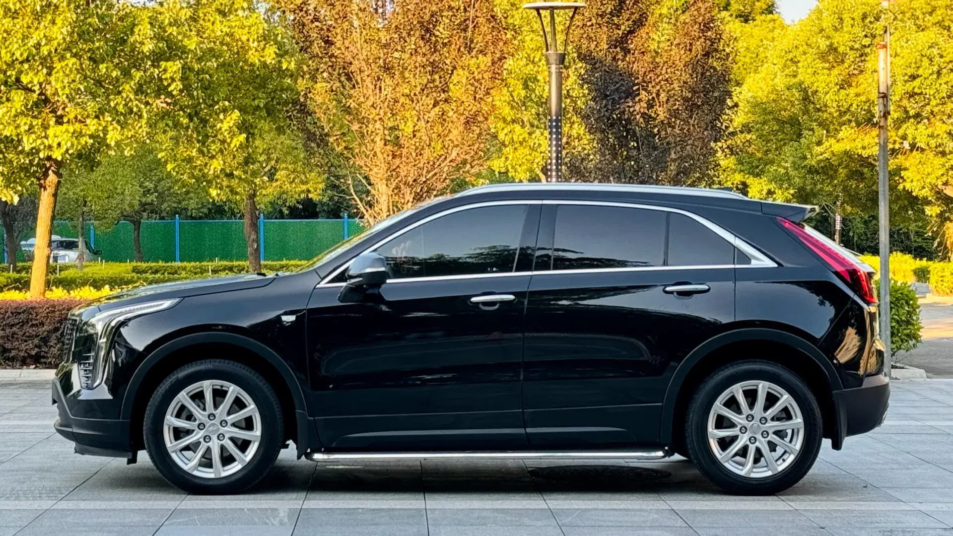 2020 CADILLAC XT4 thumbnail 3