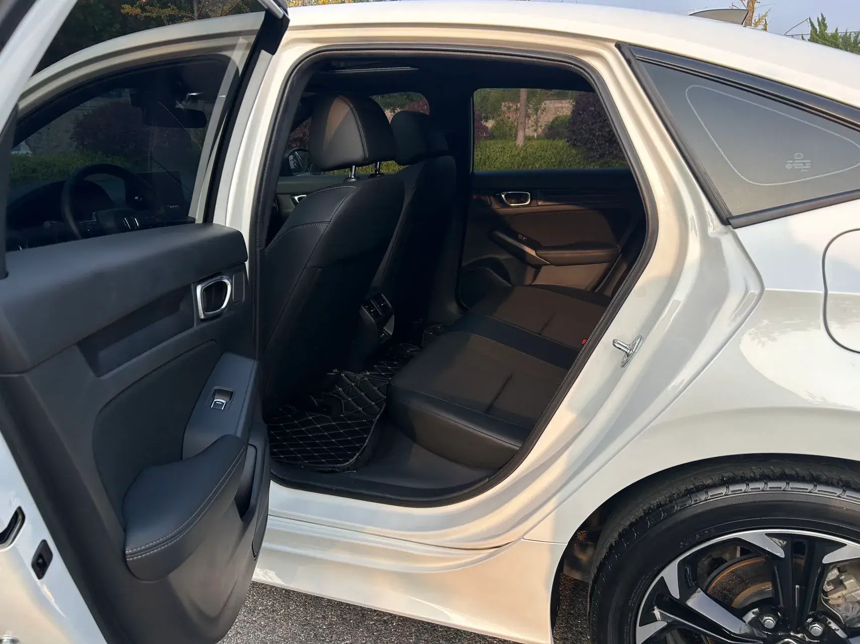 2022 HONDA CIVIC thumbnail 4