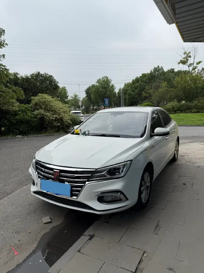 2019 Roewe i5 1.5L 120HP L4 CVT