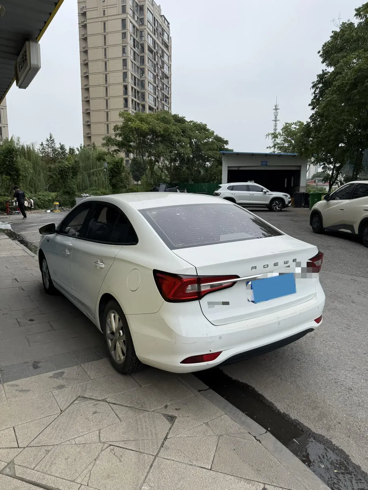 2019 ROEWE I5 thumbnail 3
