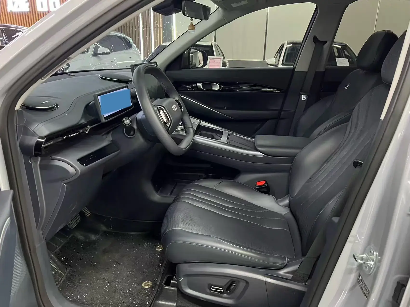 2024 GEELY GALAXY thumbnail 4