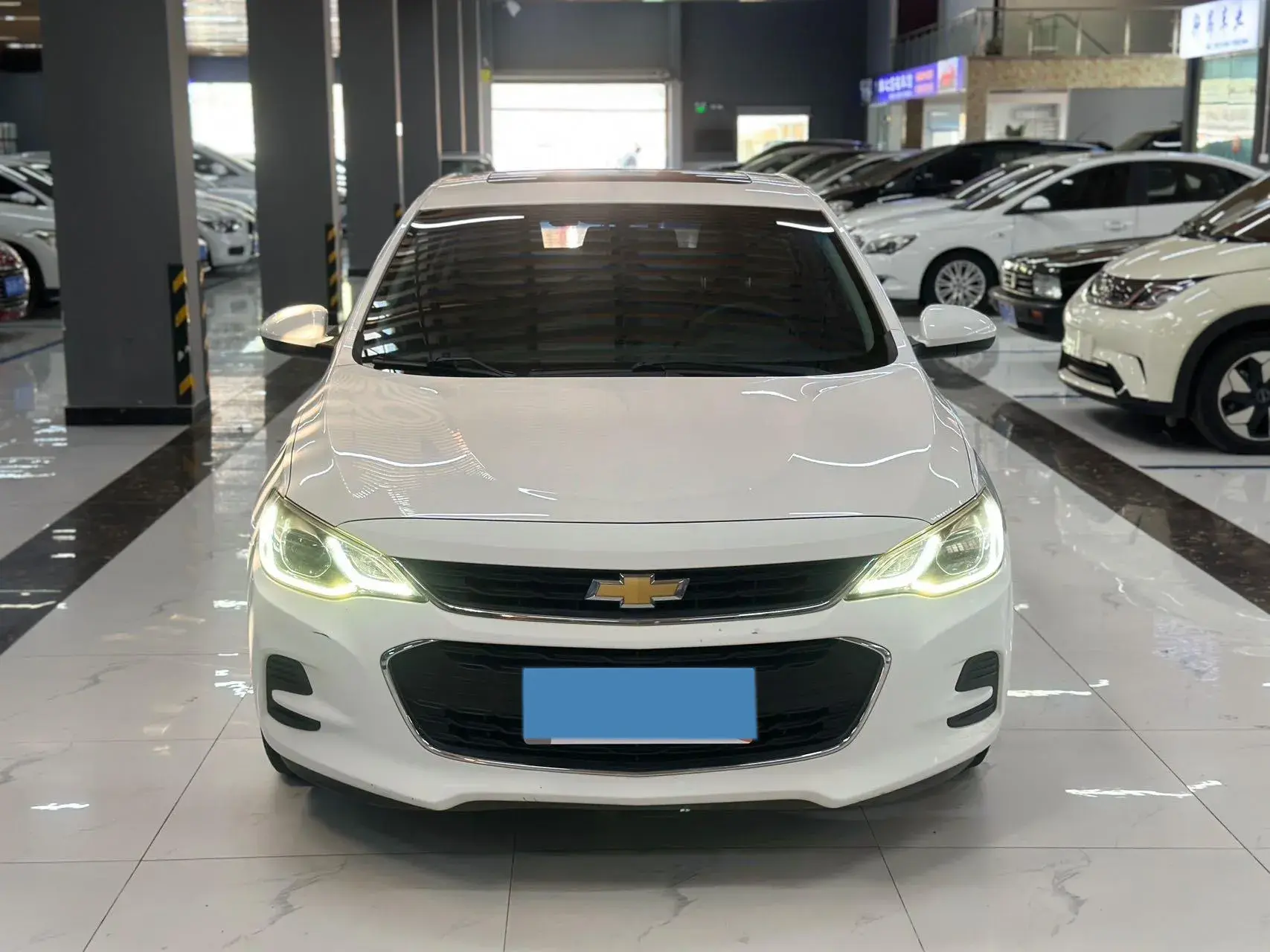 2019 CHEVROLET CAVALIER thumbnail 2