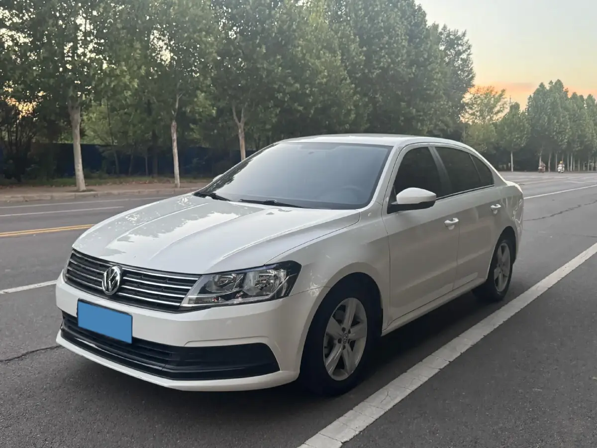 2017 Volkswagen Lavida 1.6L 110HP L4 6AT