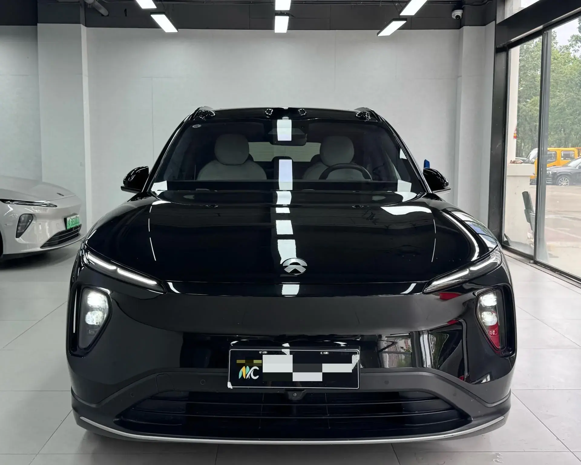 2024 NIO ES6 thumbnail 2