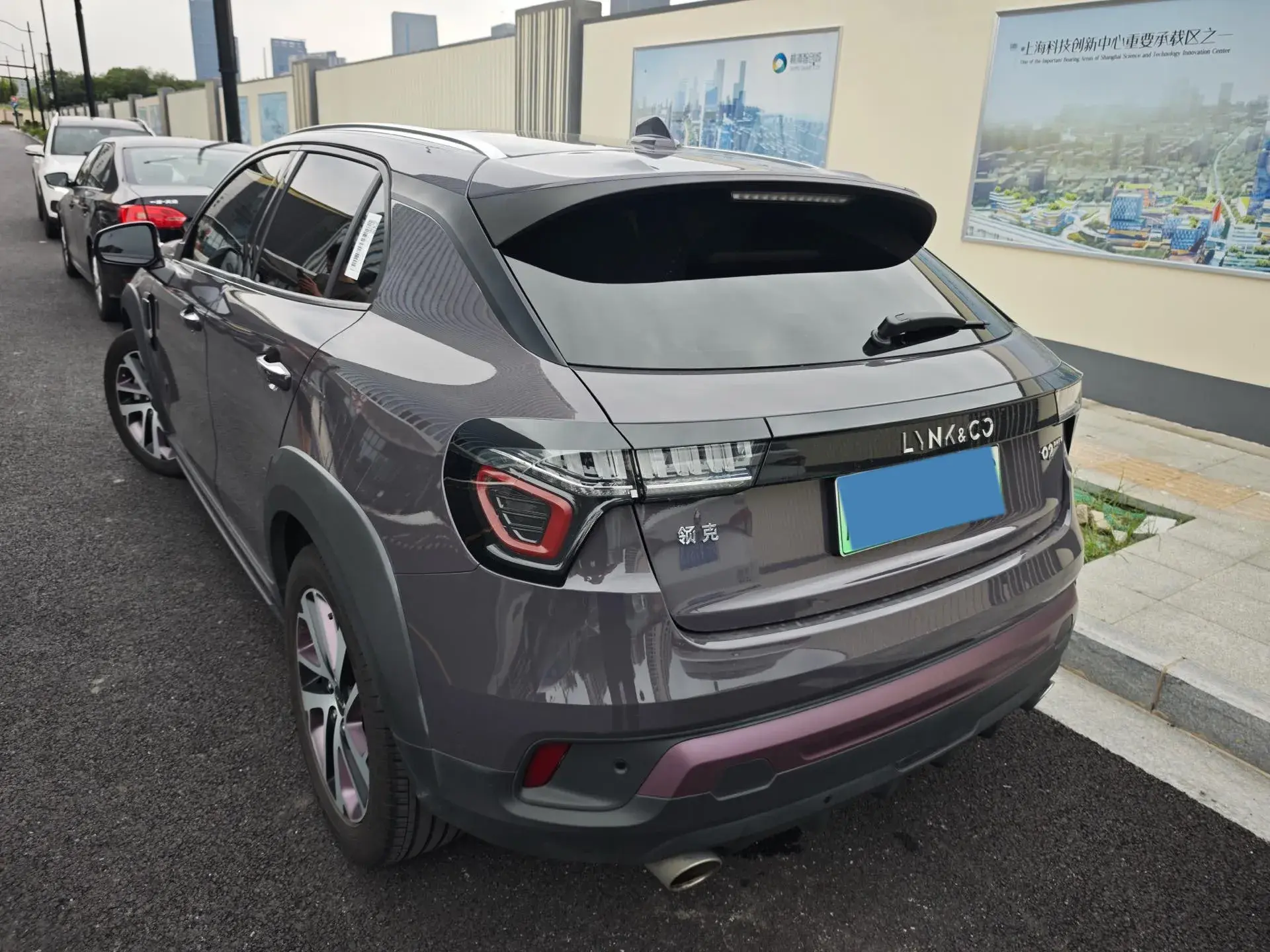 2019 LYNK&CO 02 thumbnail 4