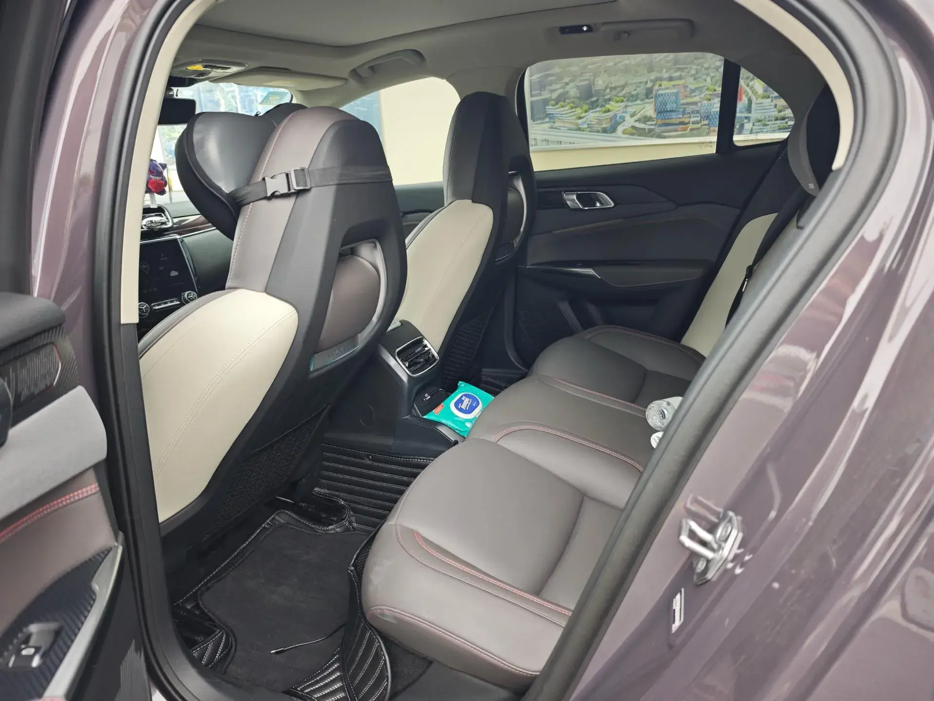 2019 LYNK&CO 02 thumbnail 3