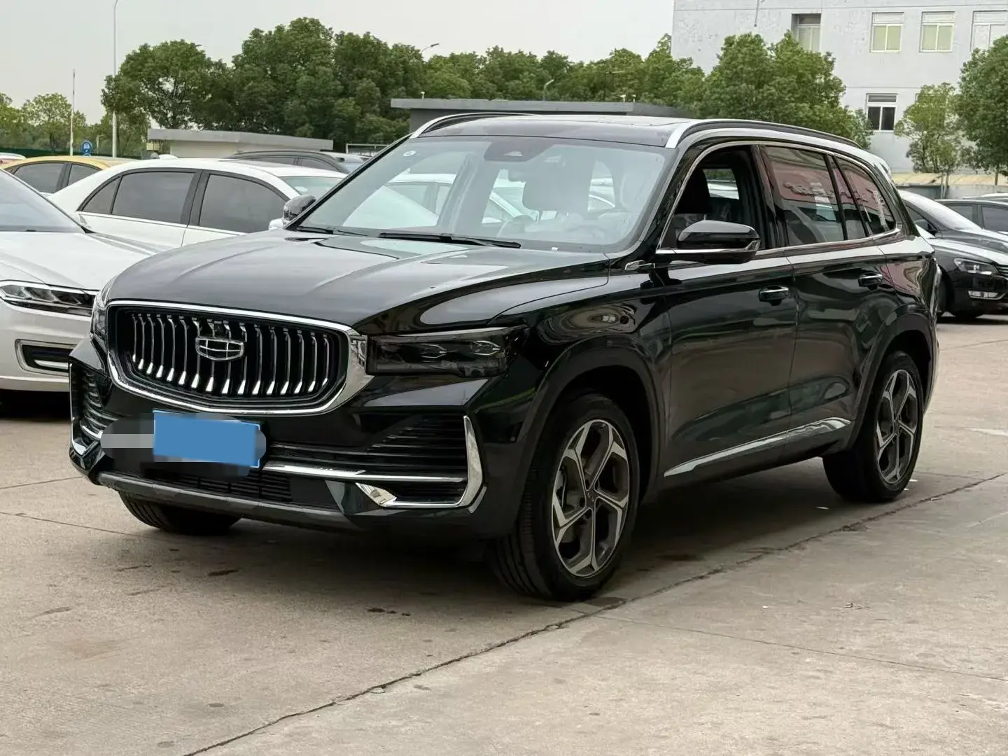 2024 GEELY MONJARO view 1