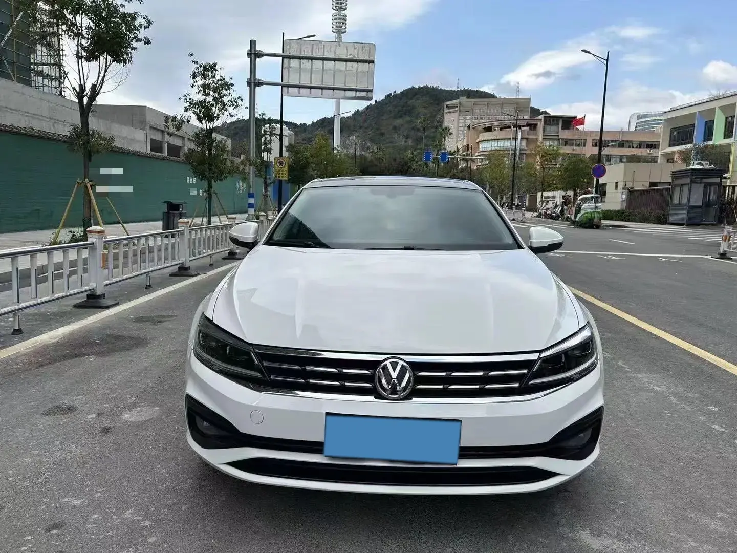 2021 VOLKSWAGEN LAMANDO thumbnail 2