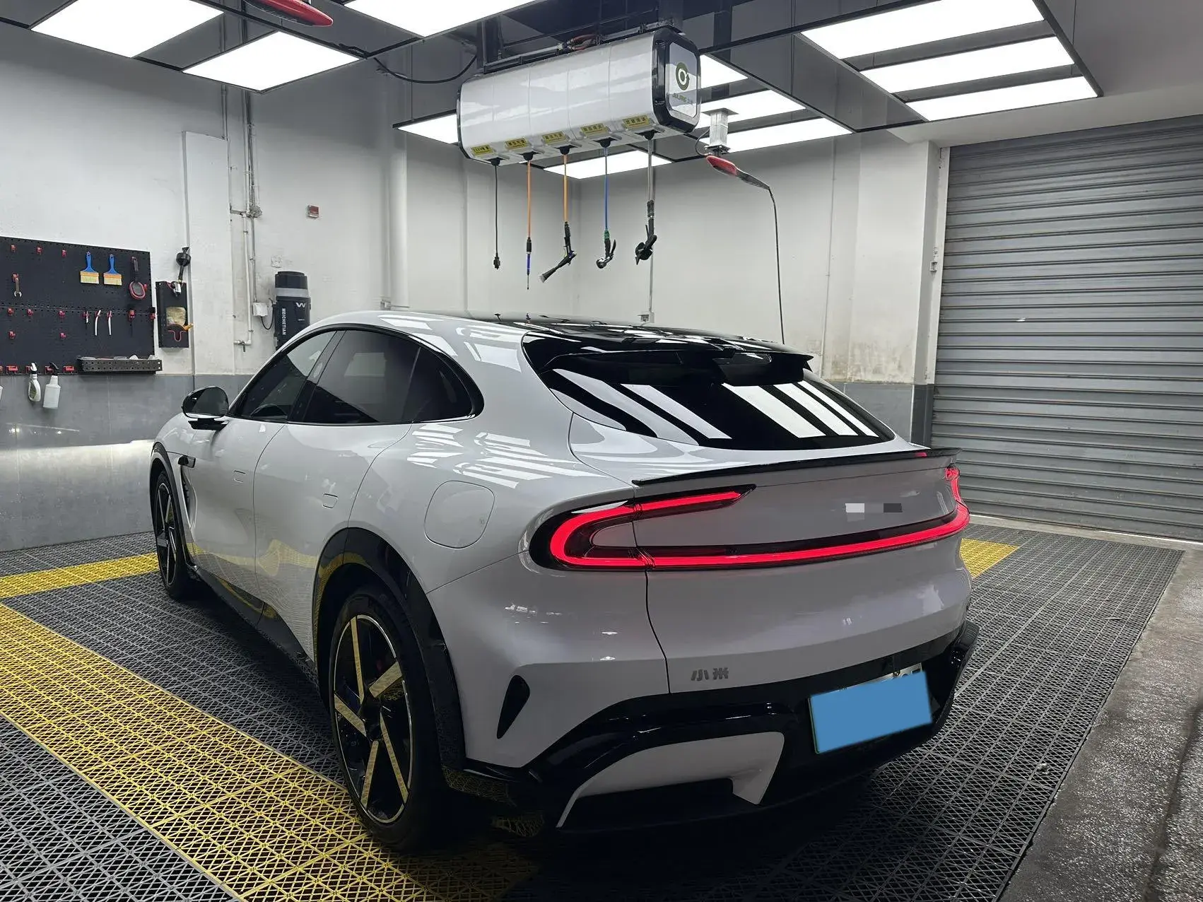 2025 MI YU7 thumbnail 4