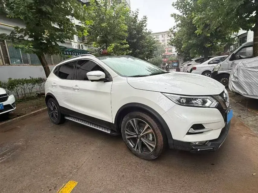 2021 NISSAN QASHQAI thumbnail 4