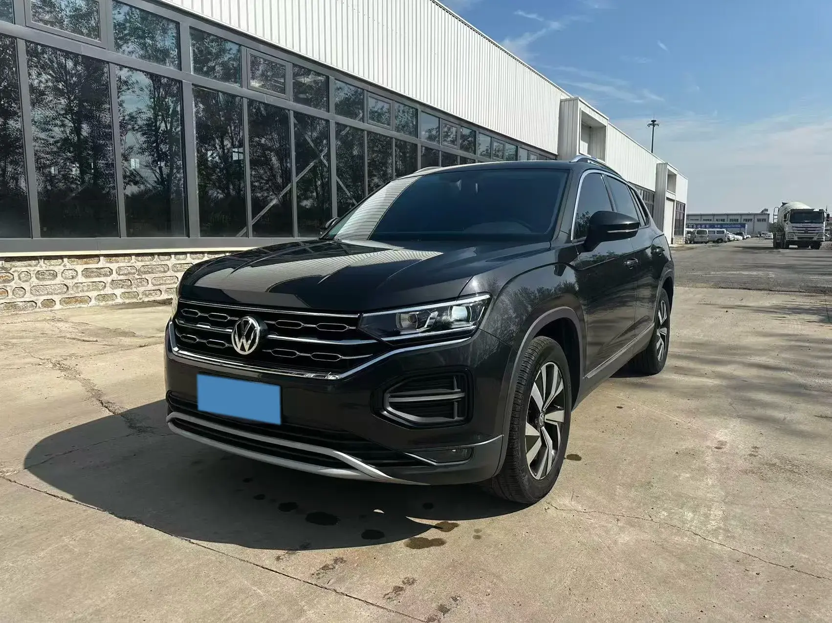 2019 VOLKSWAGEN TAYRON view 1