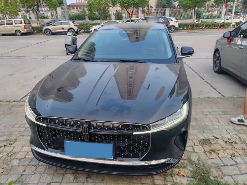 2025 LINCOLN Z thumbnail 2