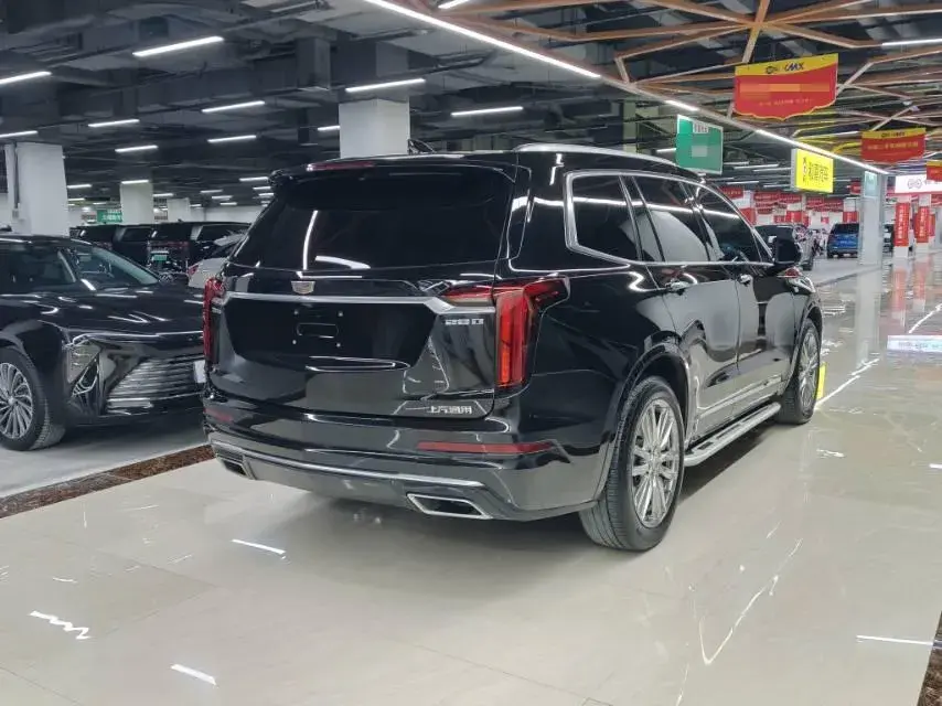 2021 CADILLAC XT6 thumbnail 2
