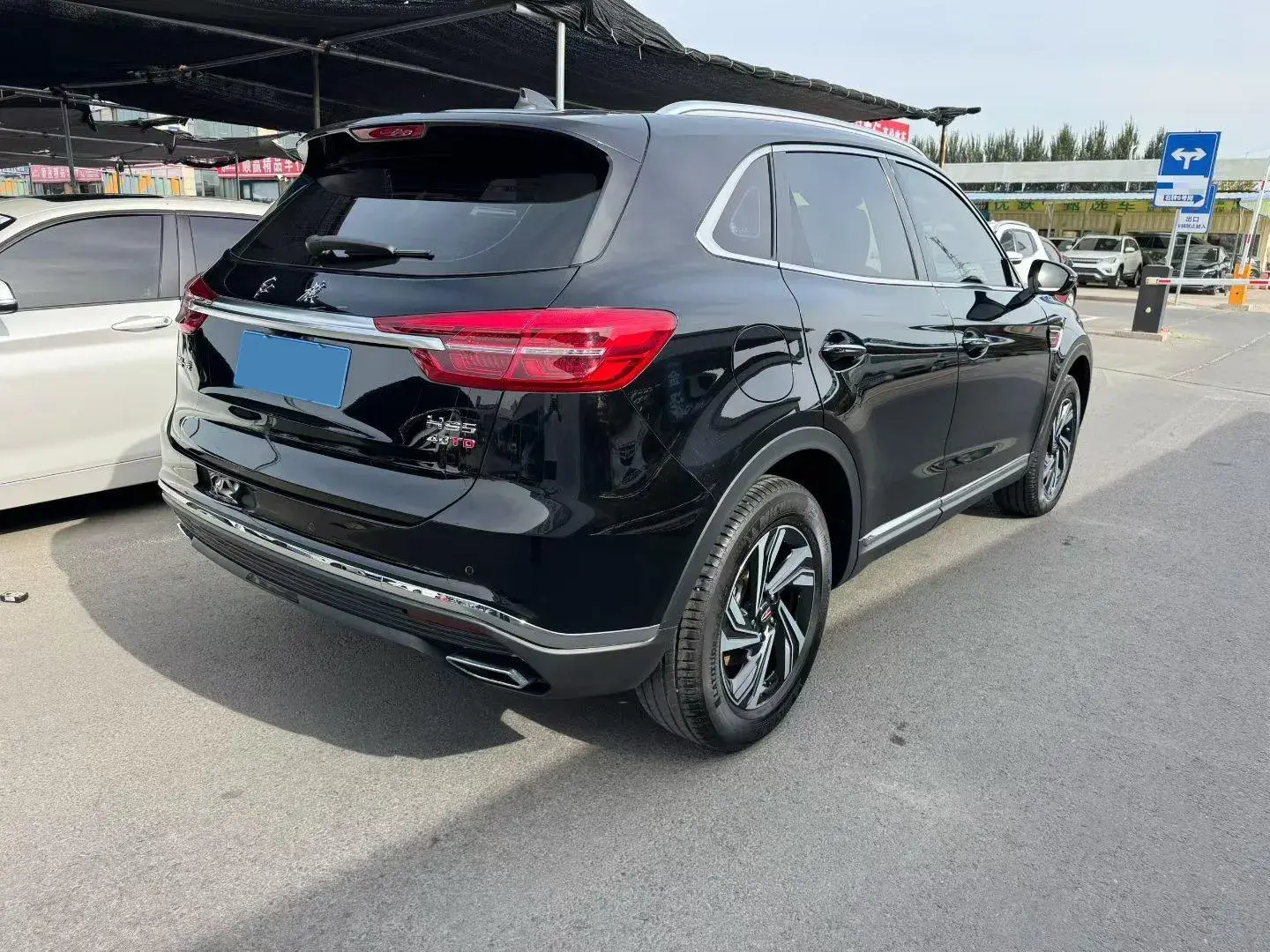 2019 HONGQI HS5 thumbnail 4