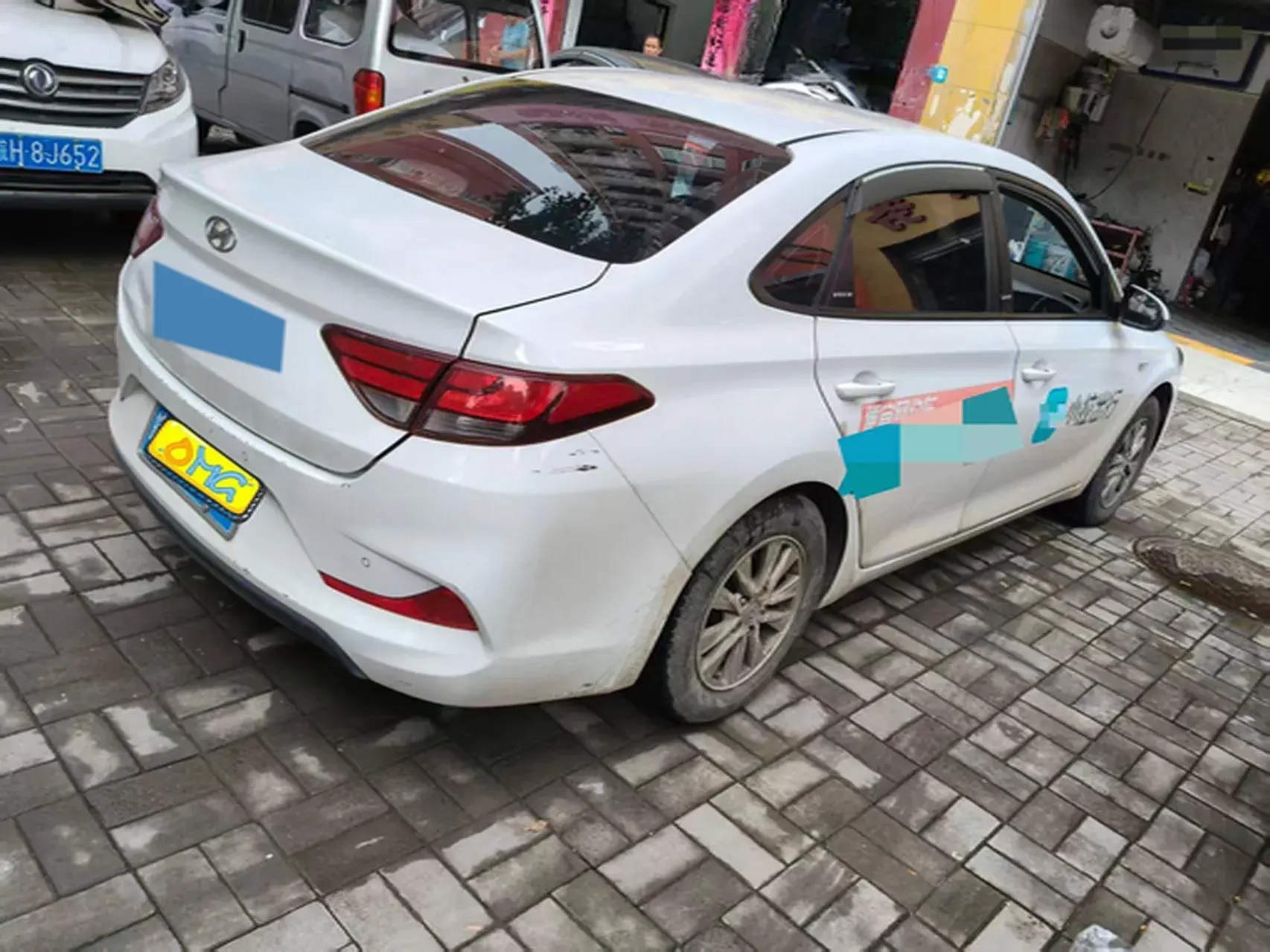 2017 HYUNDAI CELESTA thumbnail 2