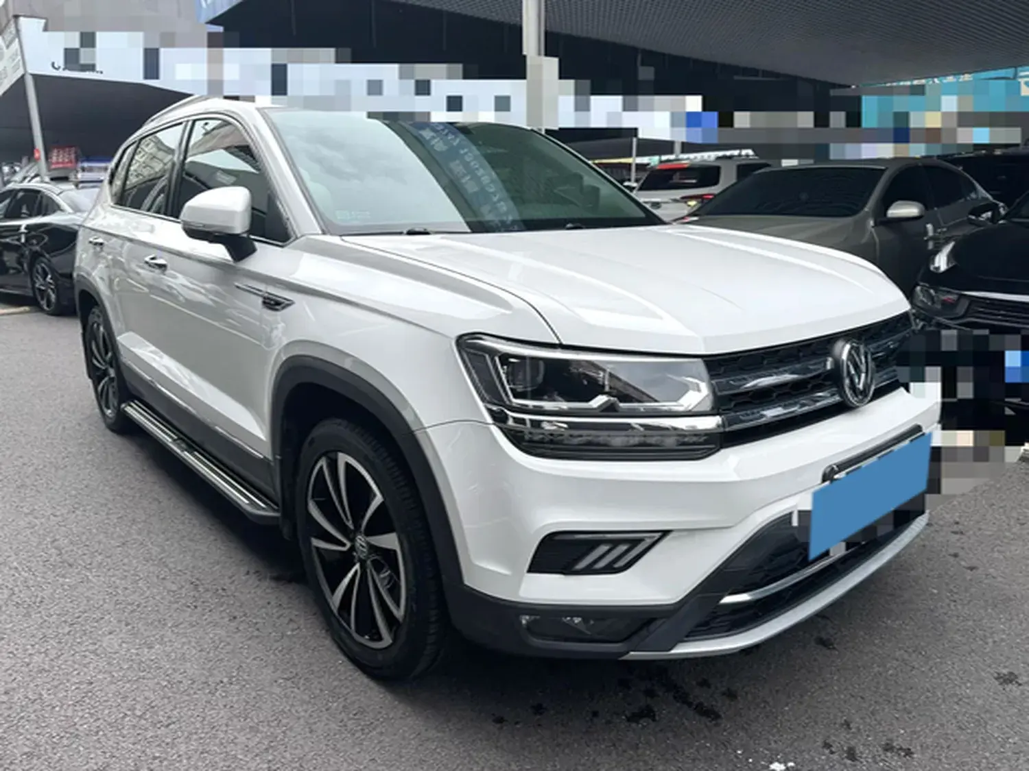 2019 VOLKSWAGEN THARU thumbnail 3