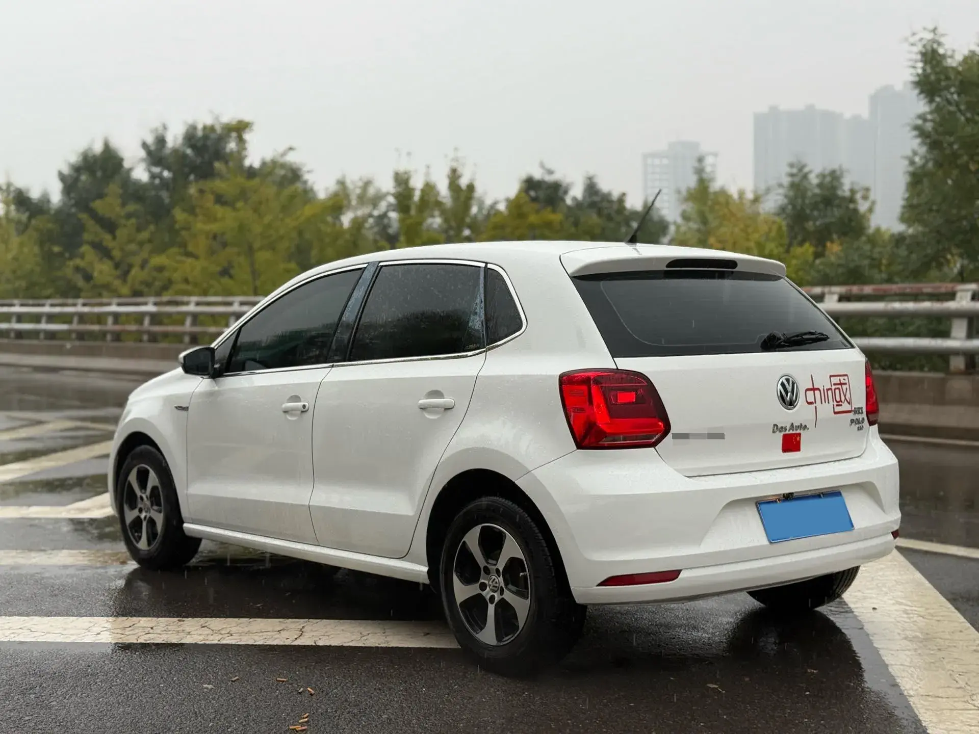 2018 VOLKSWAGEN POLO thumbnail 4