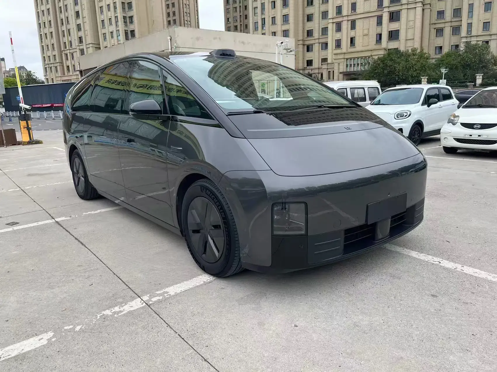 2024 LI MEGA thumbnail 3