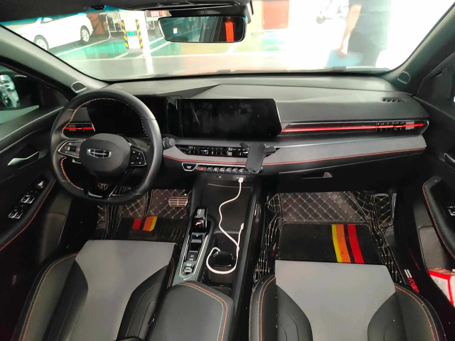 2022 GEELY BINRAY thumbnail 3