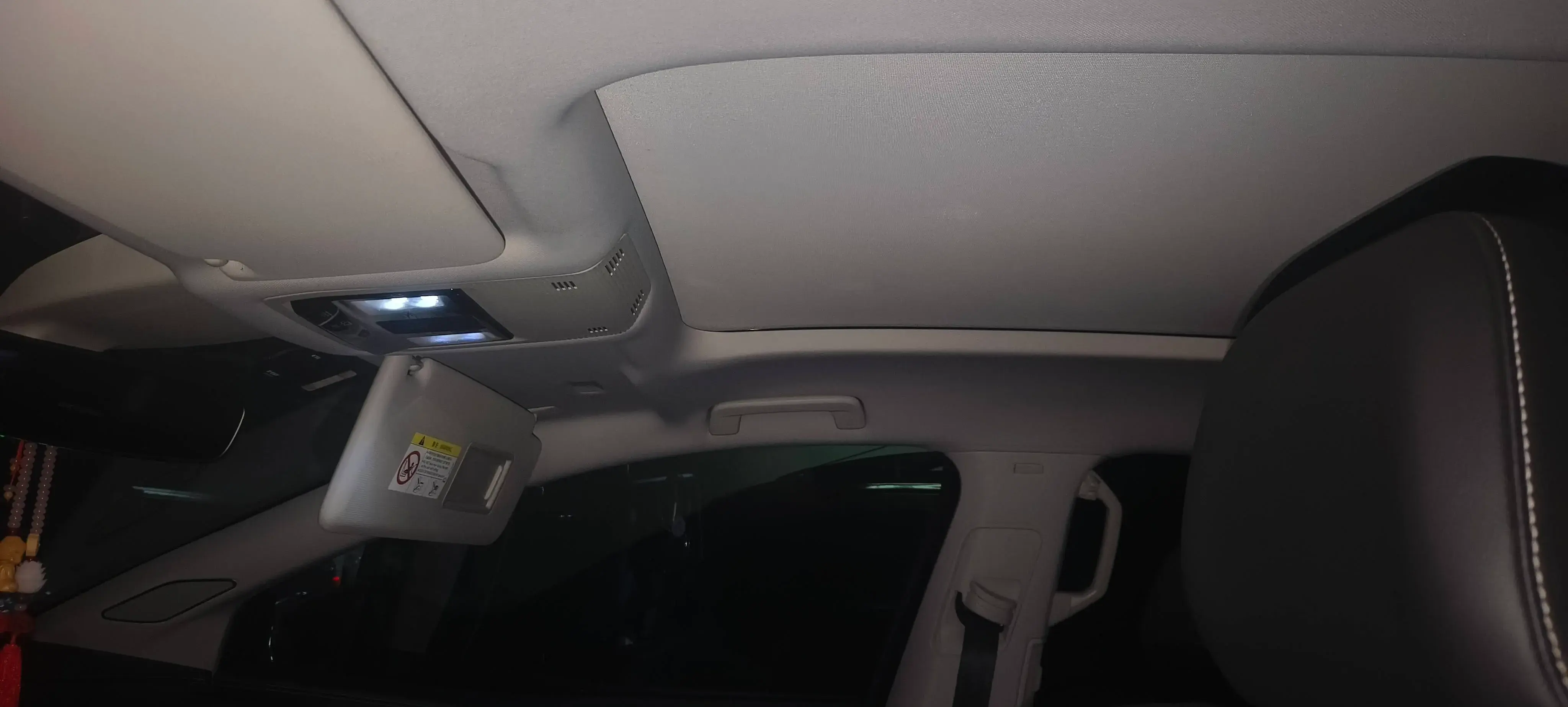 2022 VOLKSWAGEN TALAGON thumbnail 4