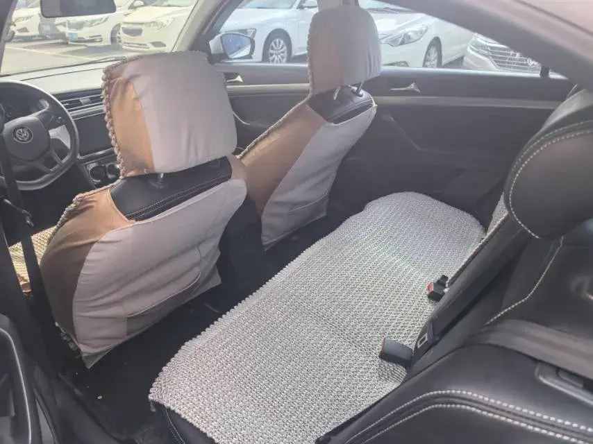 2019 VOLKSWAGEN LAVIDA thumbnail 4