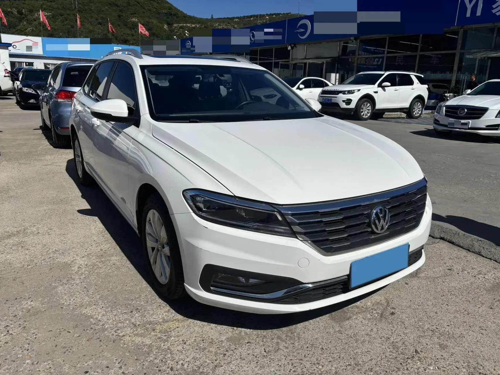 2018 VOLKSWAGEN LAVIDA thumbnail 3