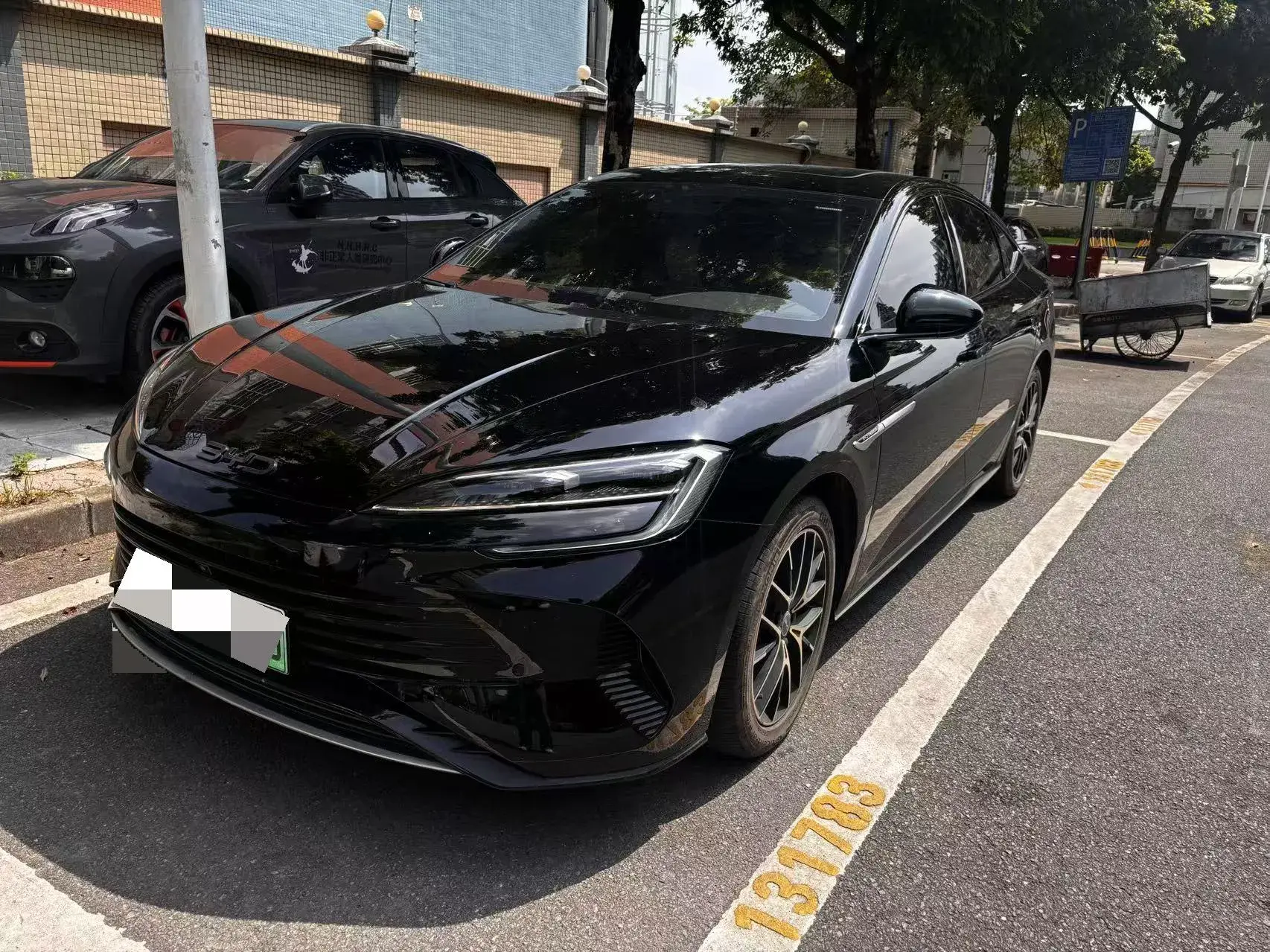 2023 BYD SEAL view 1