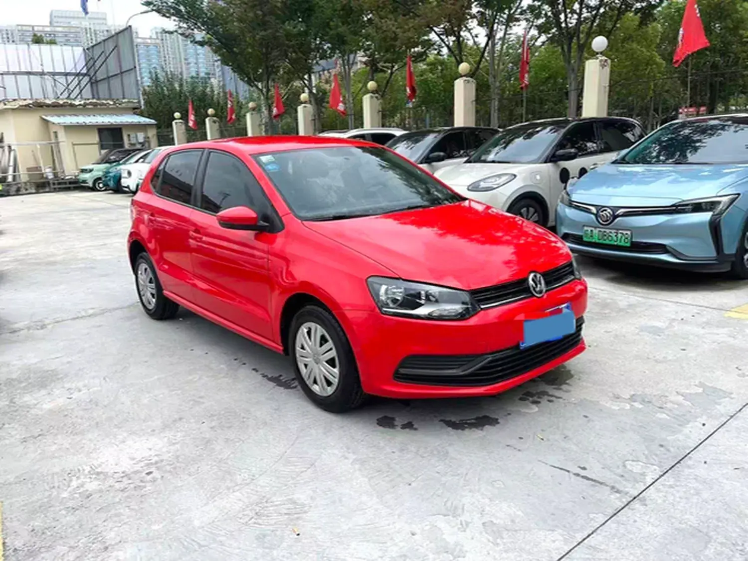 2018 VOLKSWAGEN POLO thumbnail 3