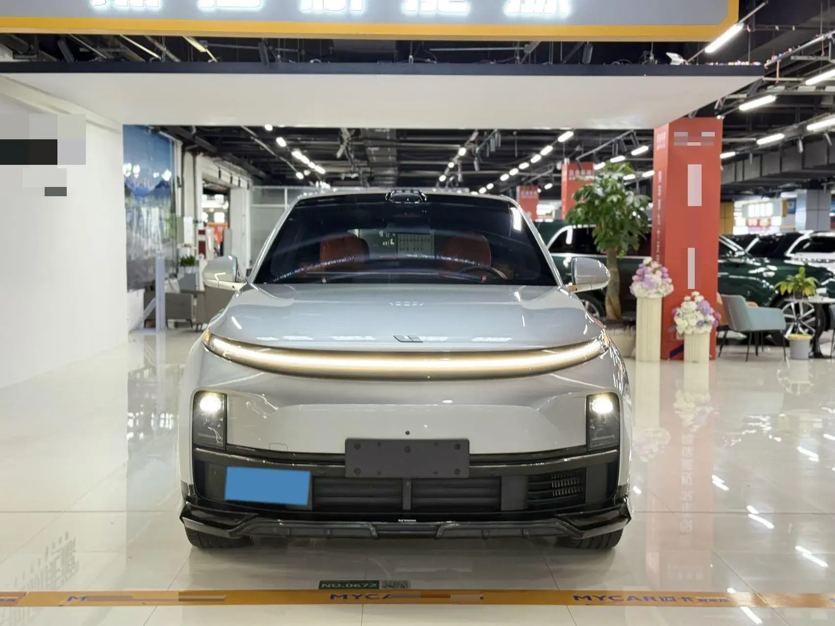 2023 LI L7 thumbnail 2