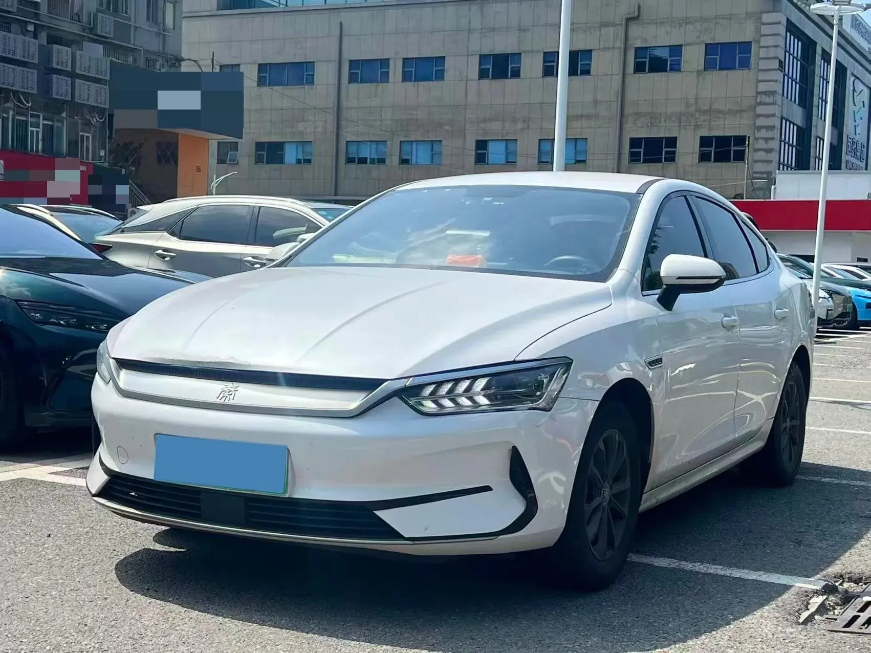 2021 BYD QIN view 1