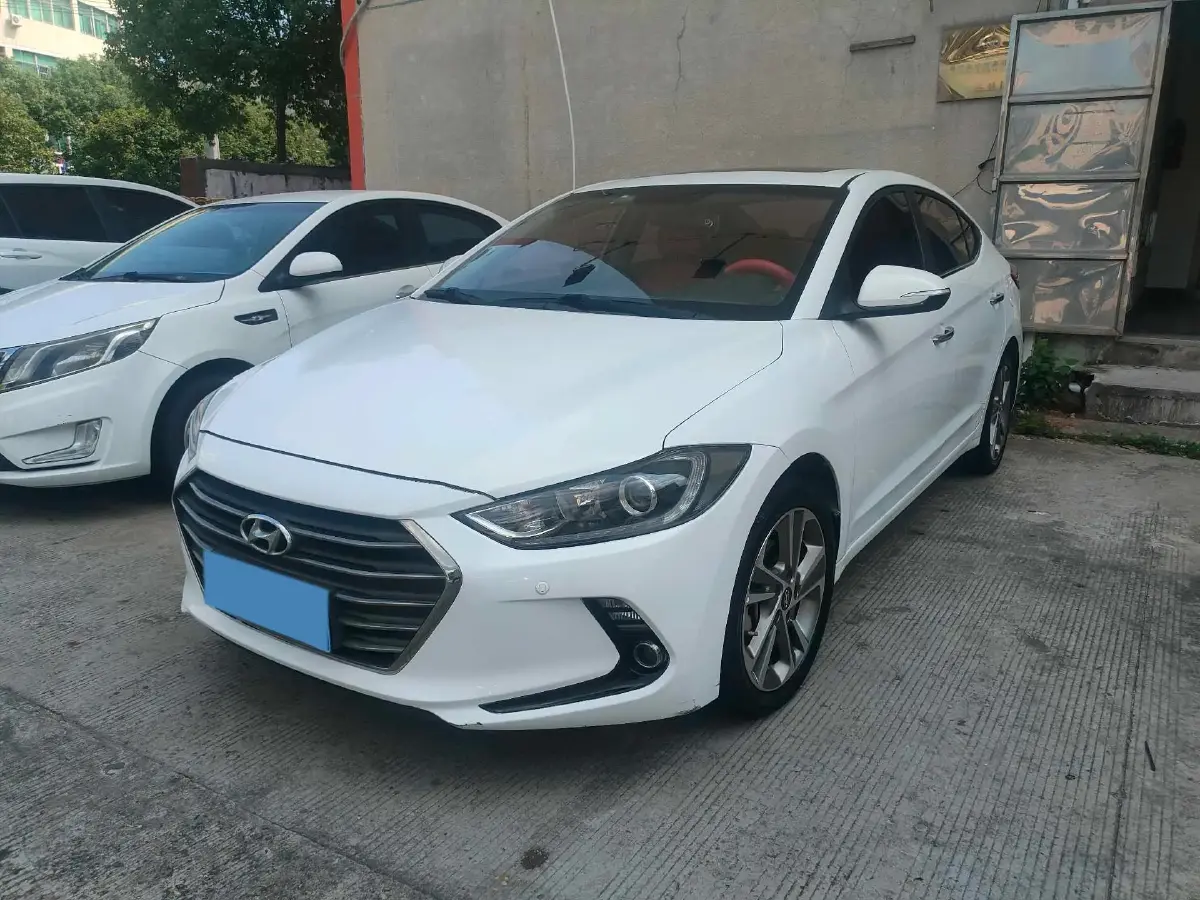 2016 Hyundai Elantra 1.6L 130HP L4 6AT