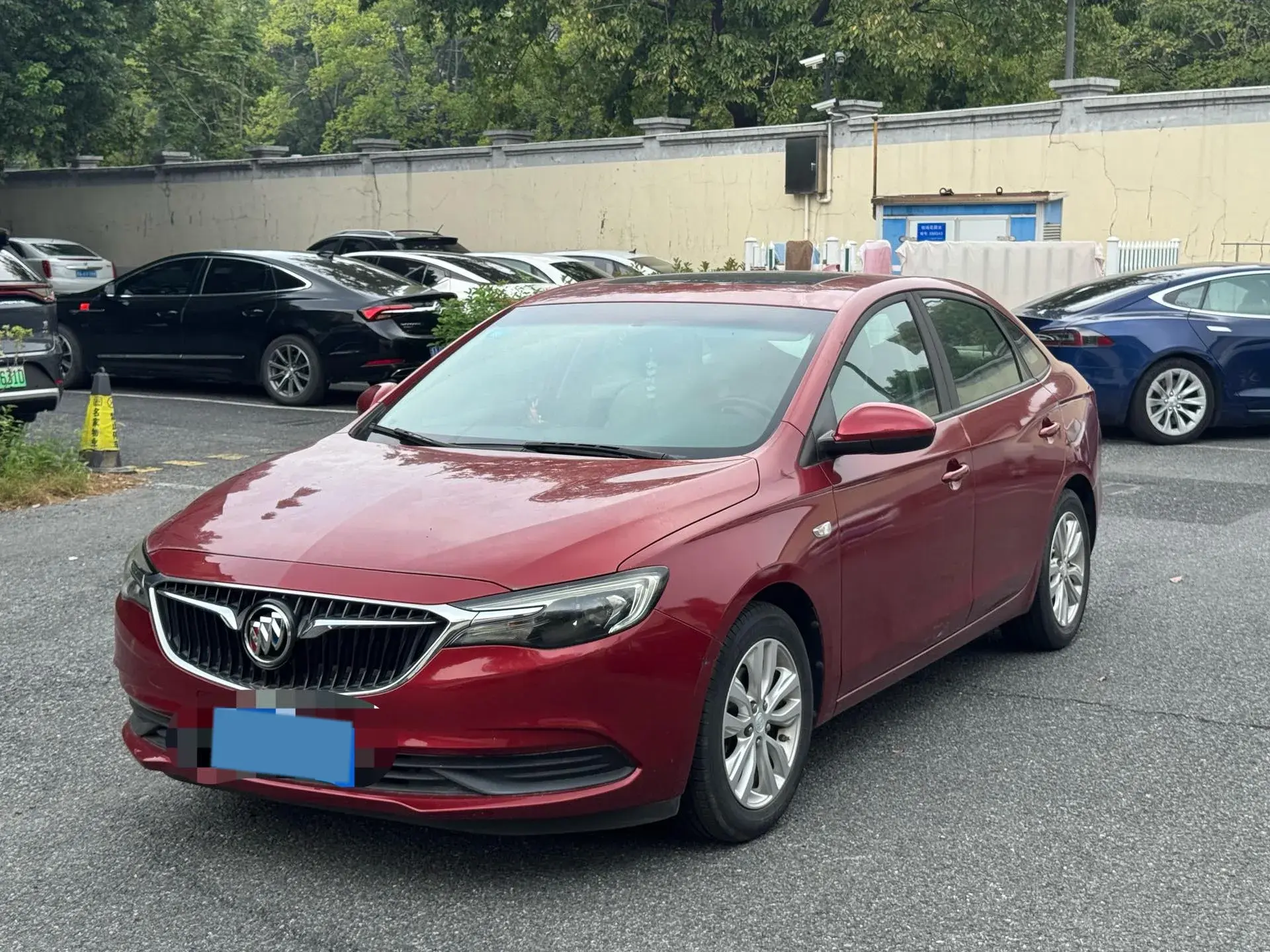 2019 BUICK EXCELLE view 1