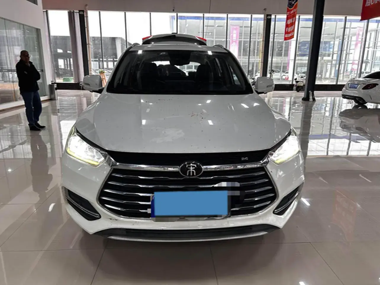 2019 BYD SONG thumbnail 2