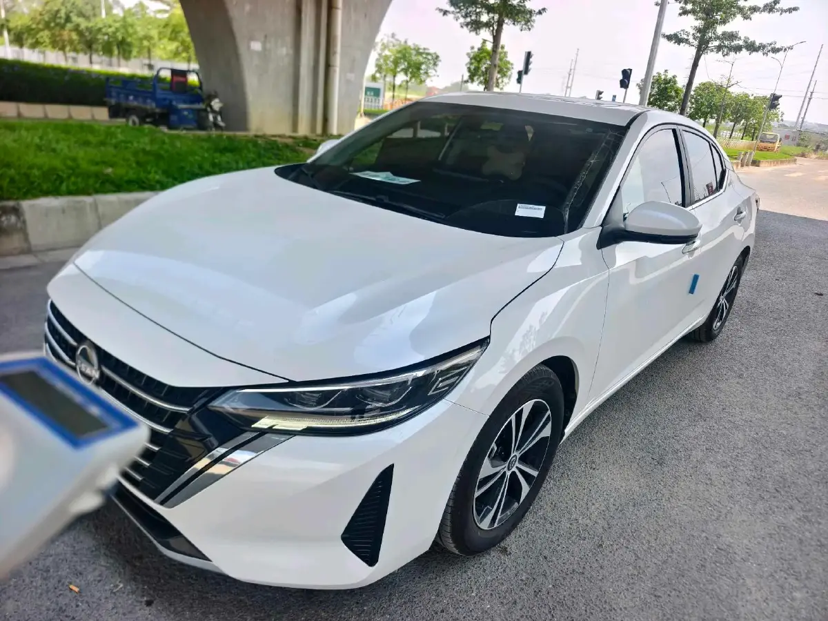 2023 Nissan Sylphy 1.6L 135HP L4 CVT