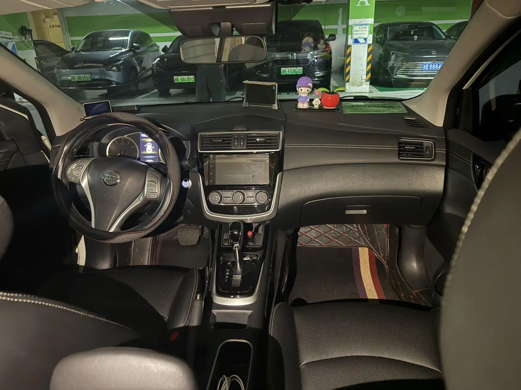 2020 NISSAN TIIDA thumbnail 4